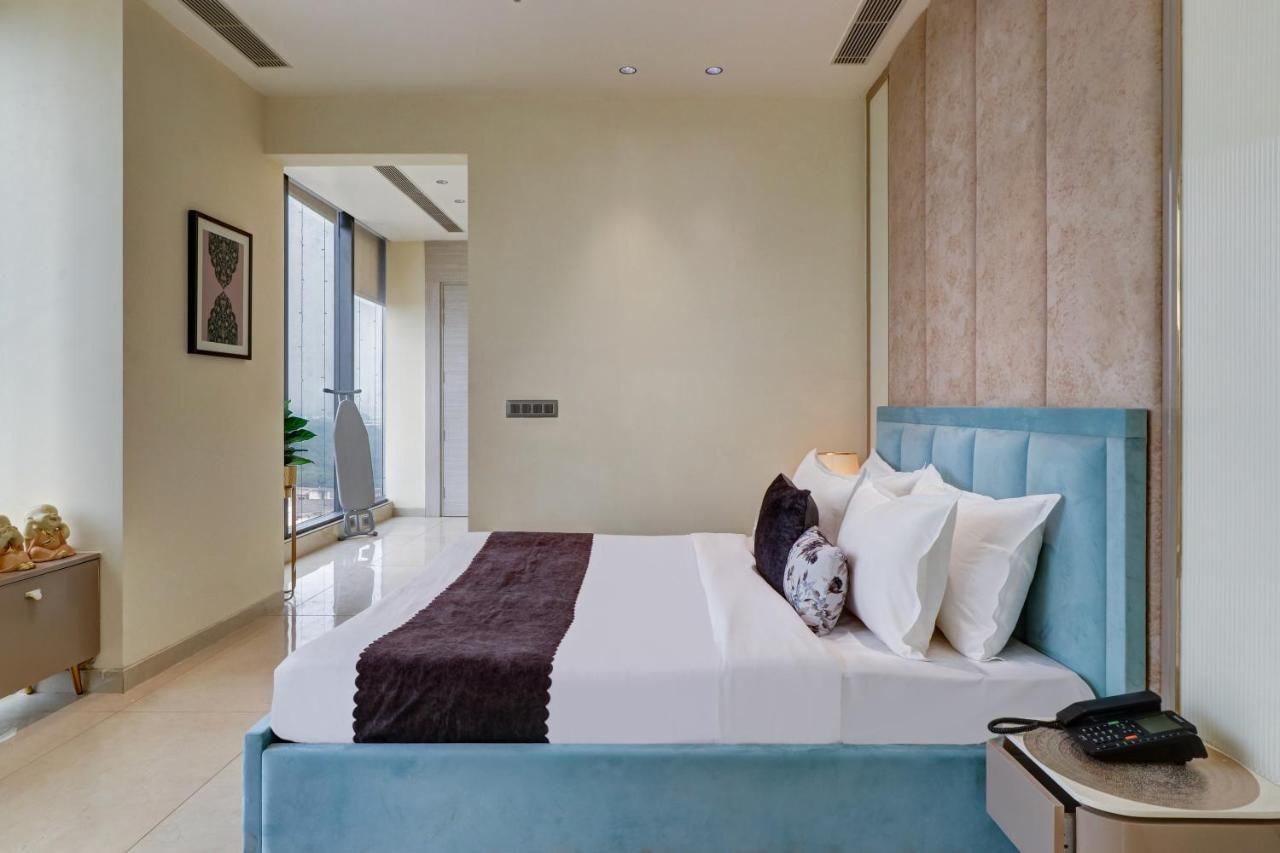 Deluxe Room with Private Balcony