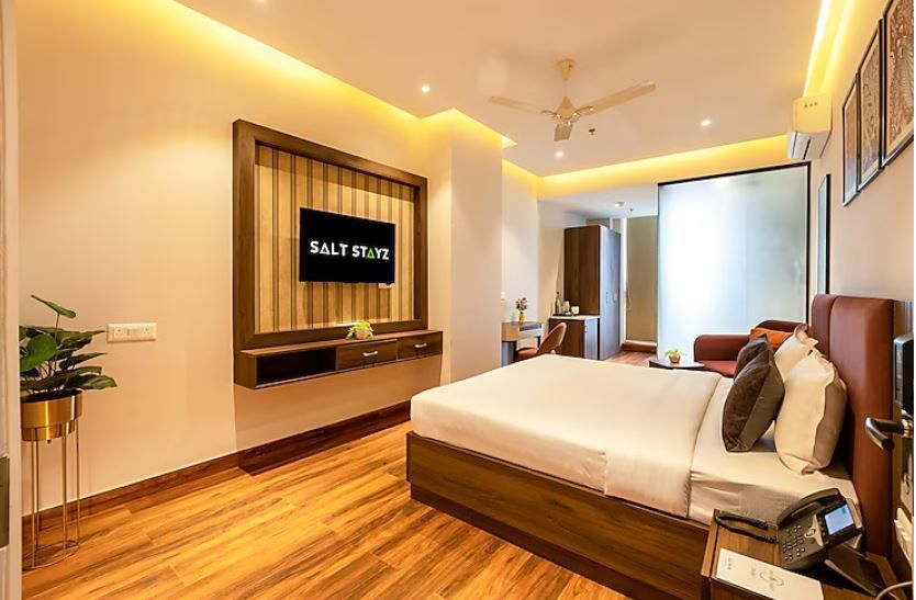 SaltStayz Trinity- Mohali  Chandigarh Deluxe Suite with Private Balcony 2