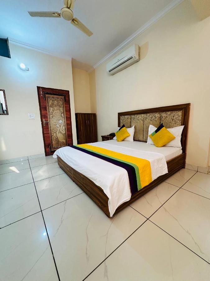Super Deluxe Room