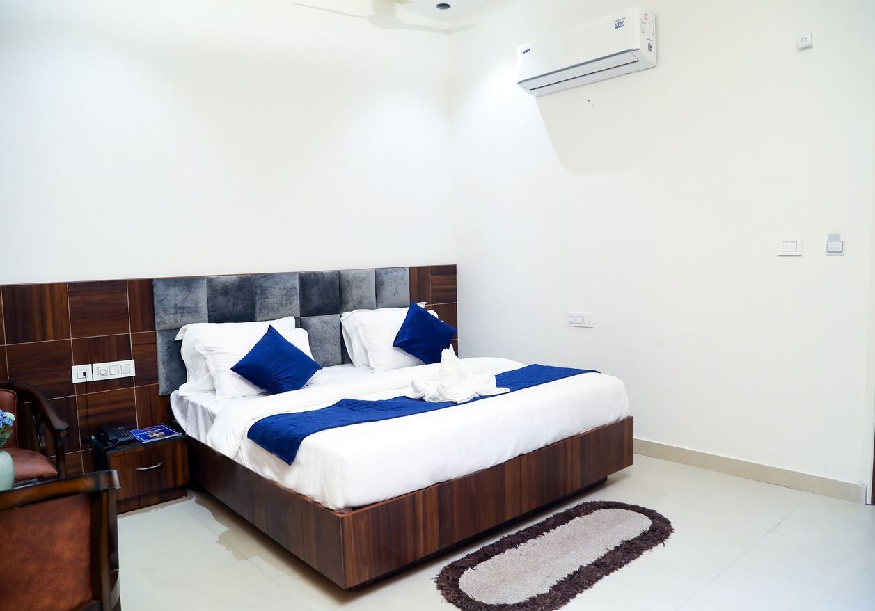 Hotel Aditya King Regency Classic Room 2