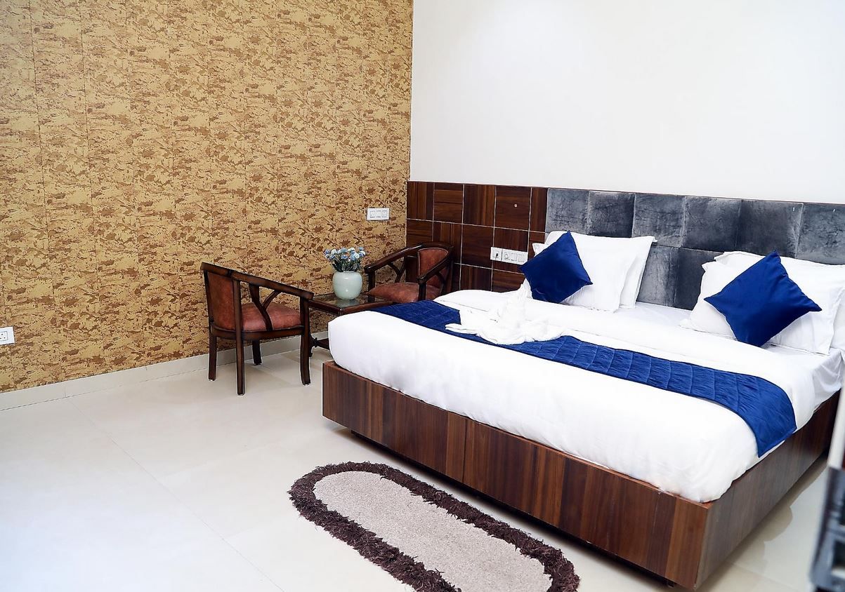 Hotel Aditya King Regency Classic Room 5