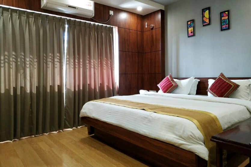 Executive Classic Room with Living Area