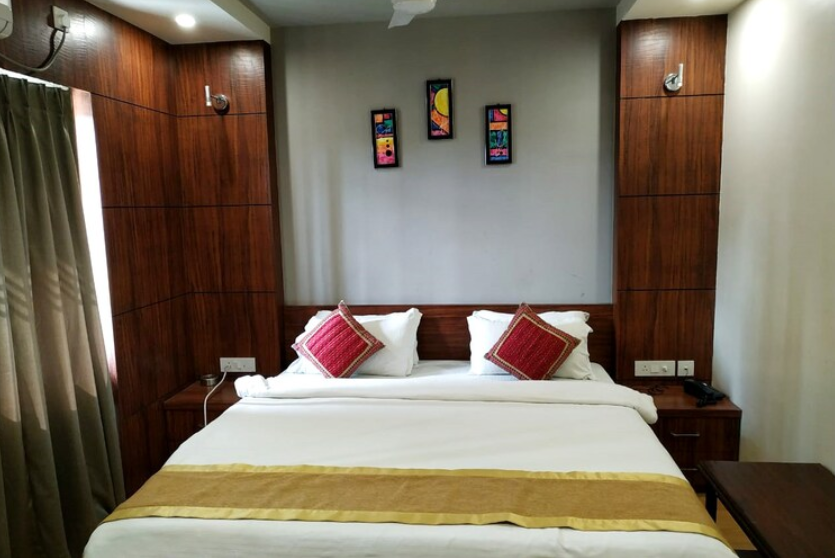 Executive Classic Room with Living Area