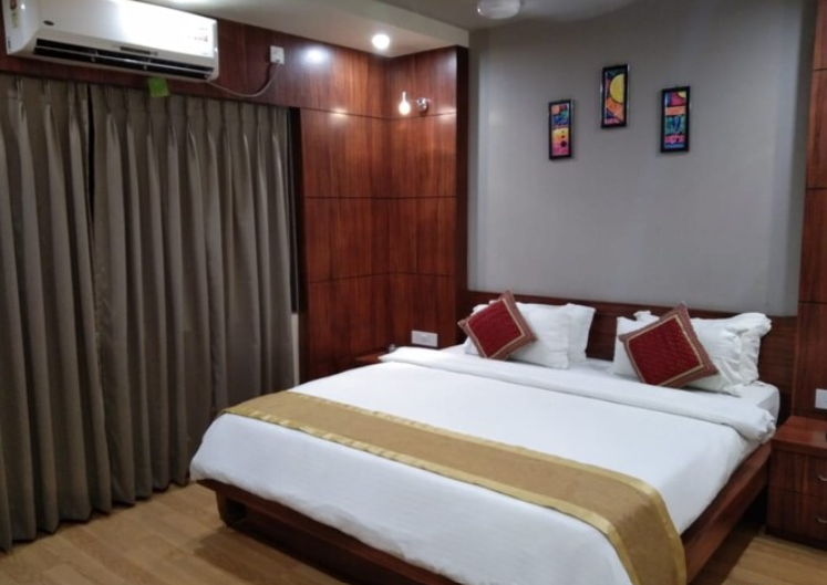 Executive Classic Room with Living Area