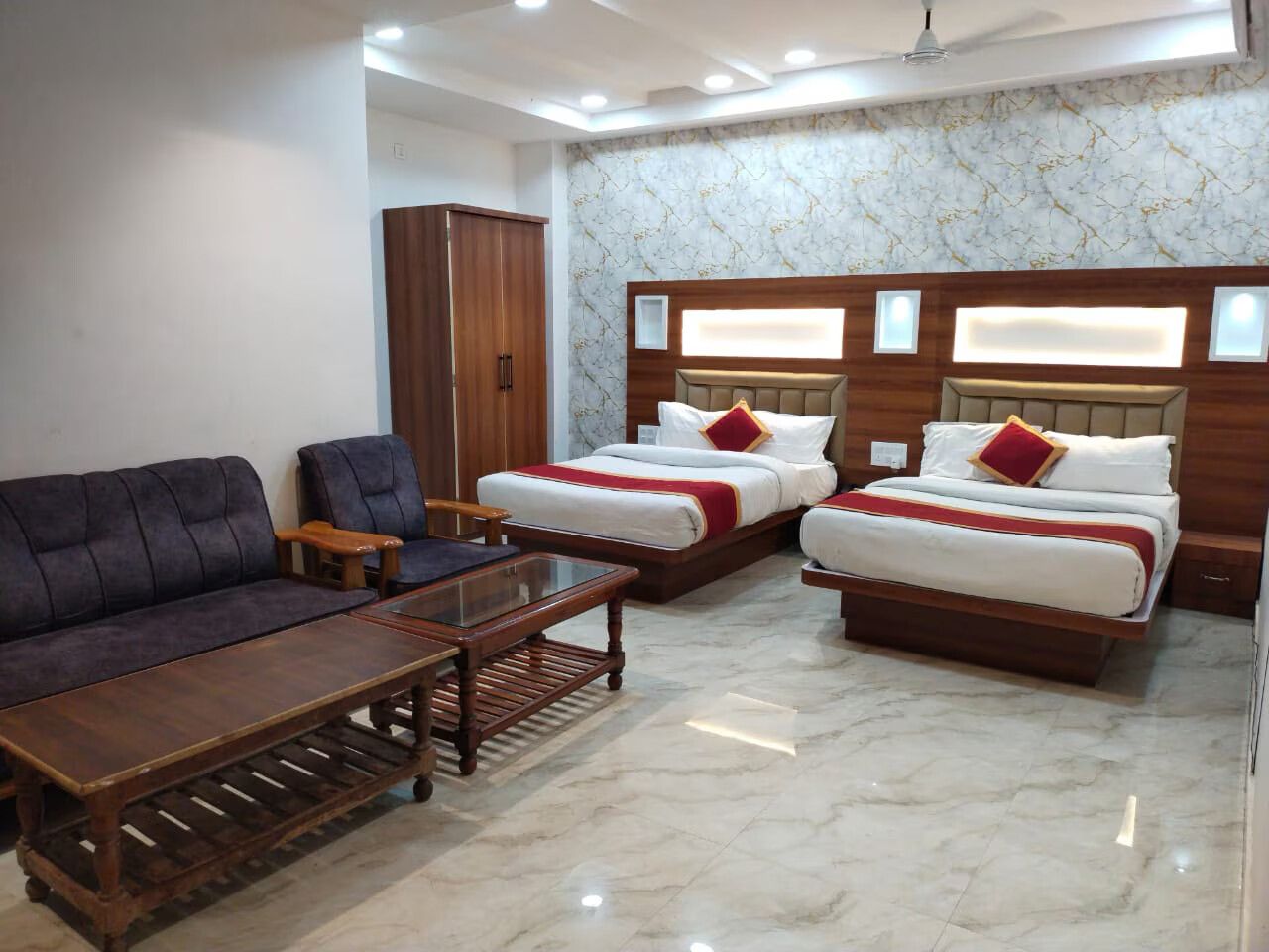 Hotel RS Inn Deluxe Room 5