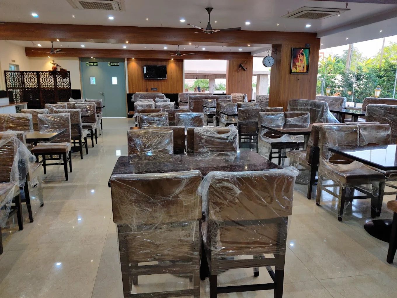 HOTEL CHANDANA SQUARE