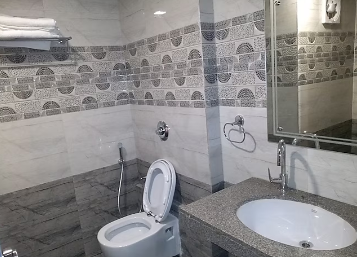 Hotel Ambika International STANDARD AC ROOM 2