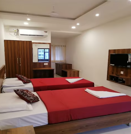 Deluxe Double or Twin Room
