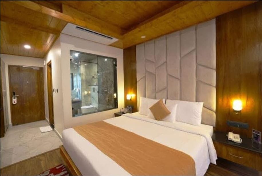 Premium Room With Balcony (Valley View)