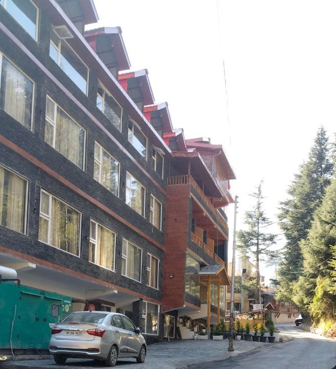 The Whitestone Inn and Suites (A Centrally Heated Mountain and Valley View)