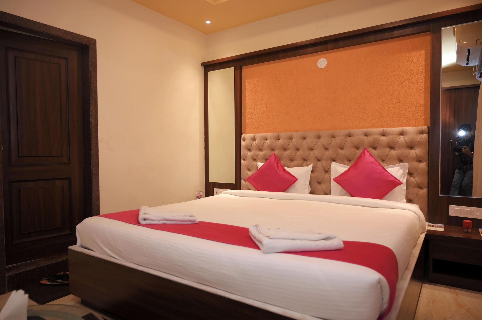 Hotel Rudraksh Inn DELUXE ROOM 2