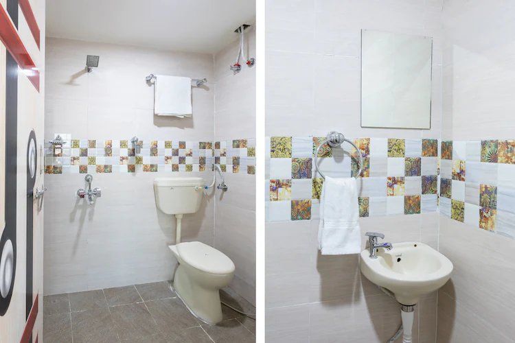 Hotel Relax Inn Delux AC Room 4