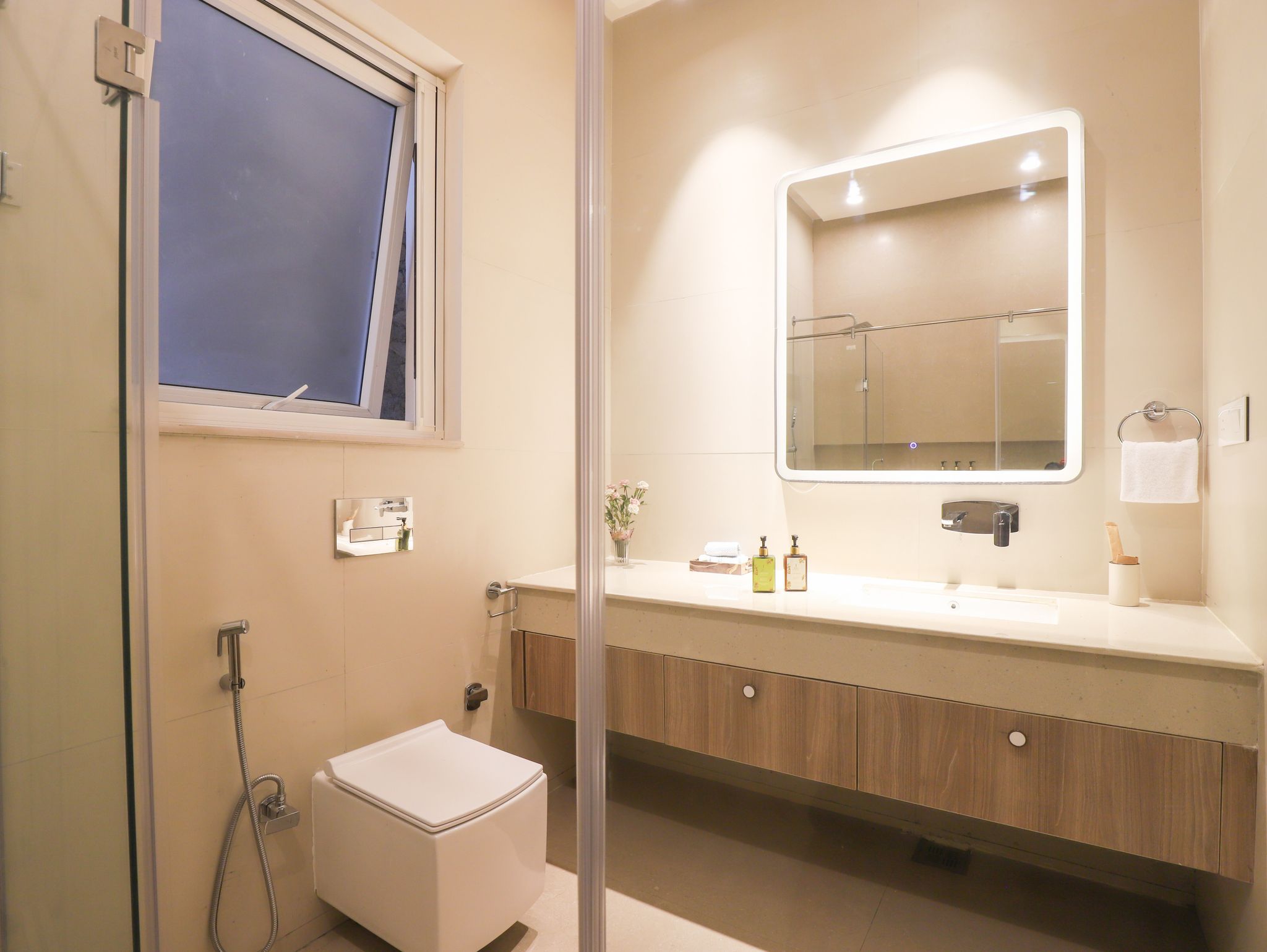 Elivaas Signature  3 BHK with Terrace Near Lake View| Antarmann Casa Mirage