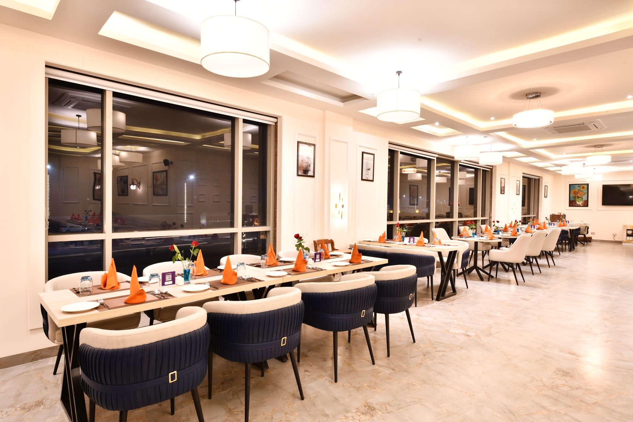 Food & Dining