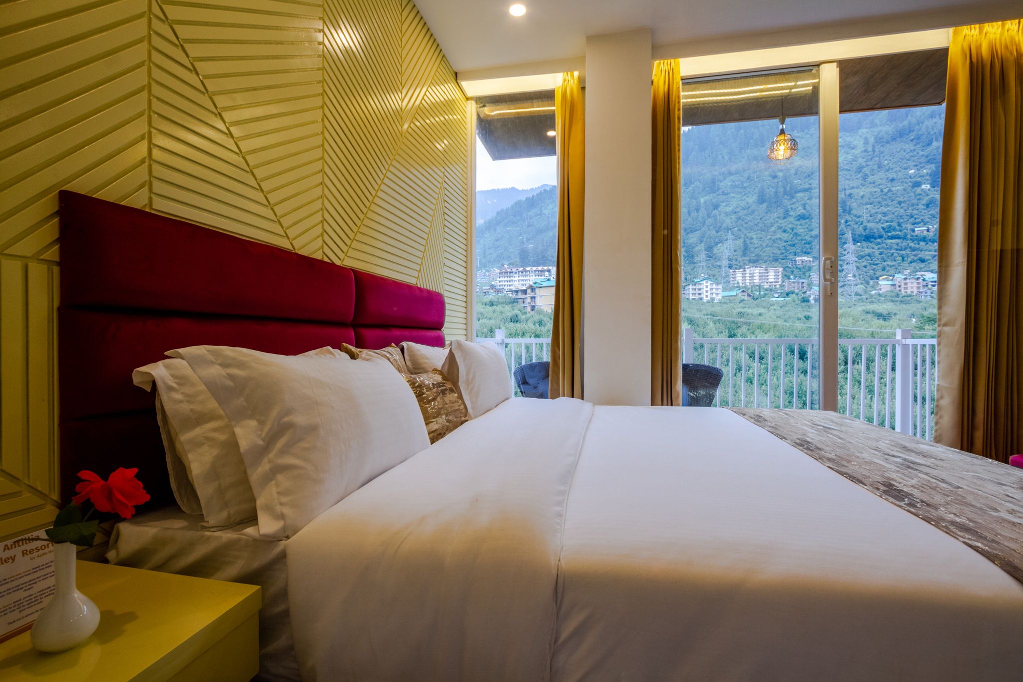 Mountain View Premium Room