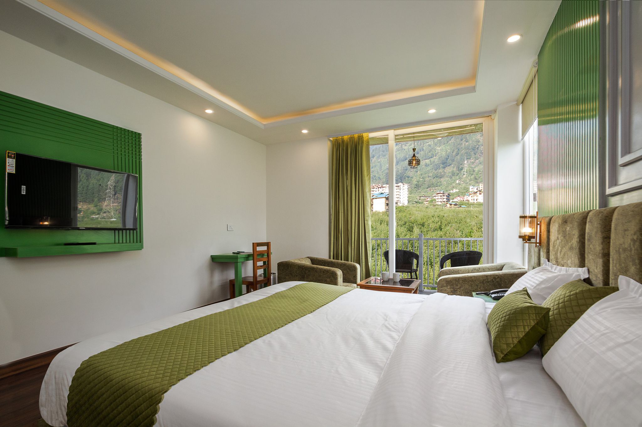 Valley View Luxury Room