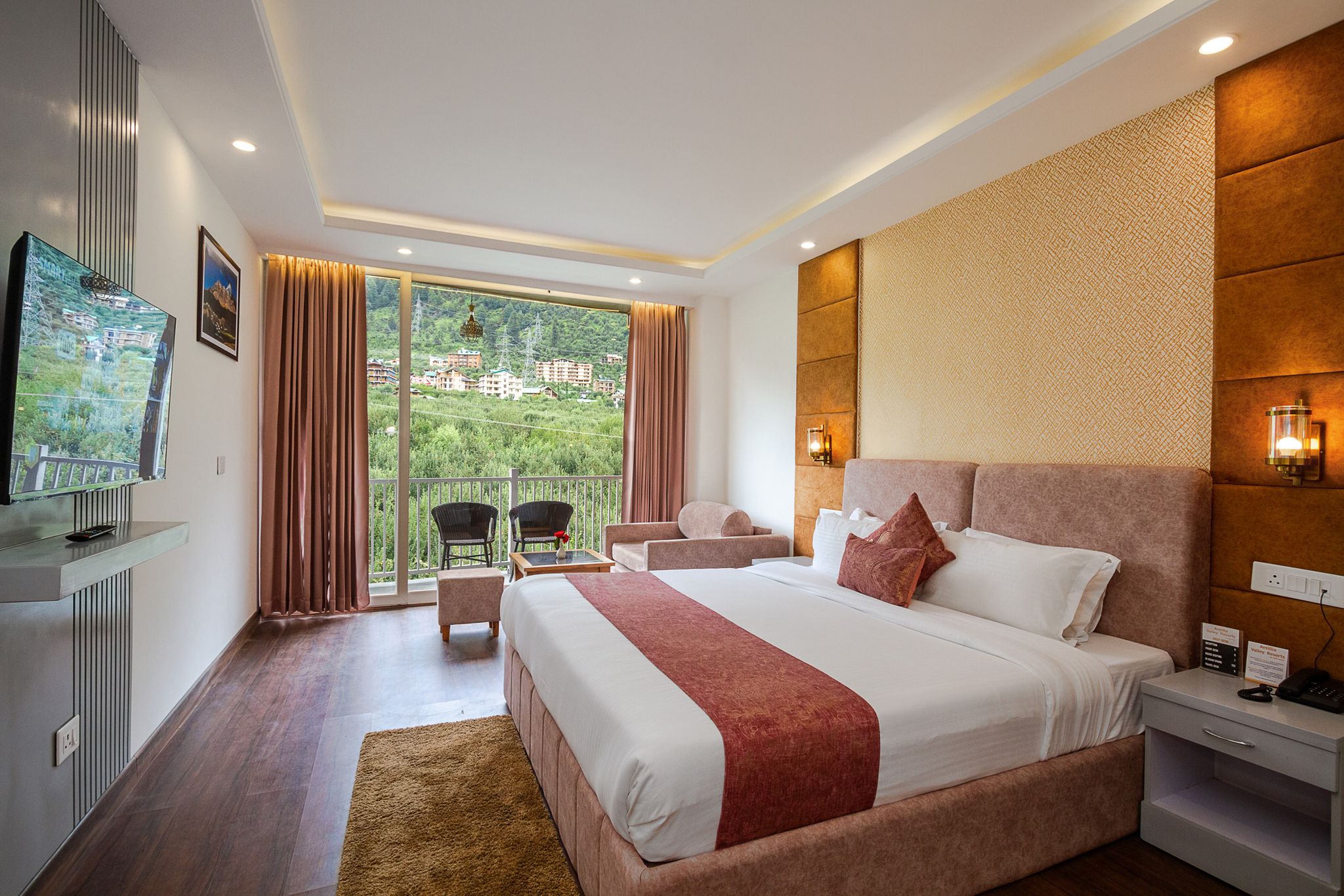 Valley View Luxury Room