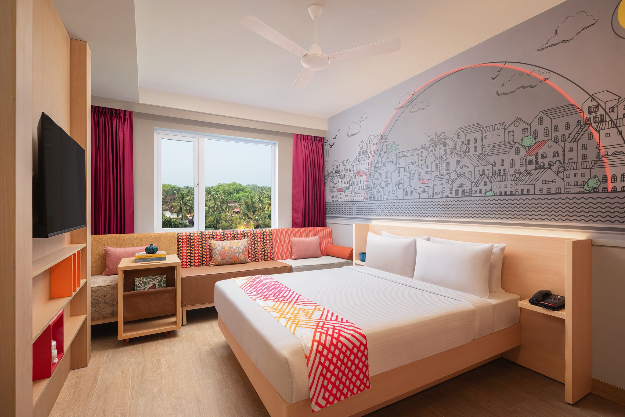 Luxe Queen Room-Tropical View