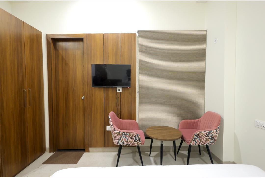 Hotel Shrinath Palace Standard Room 3