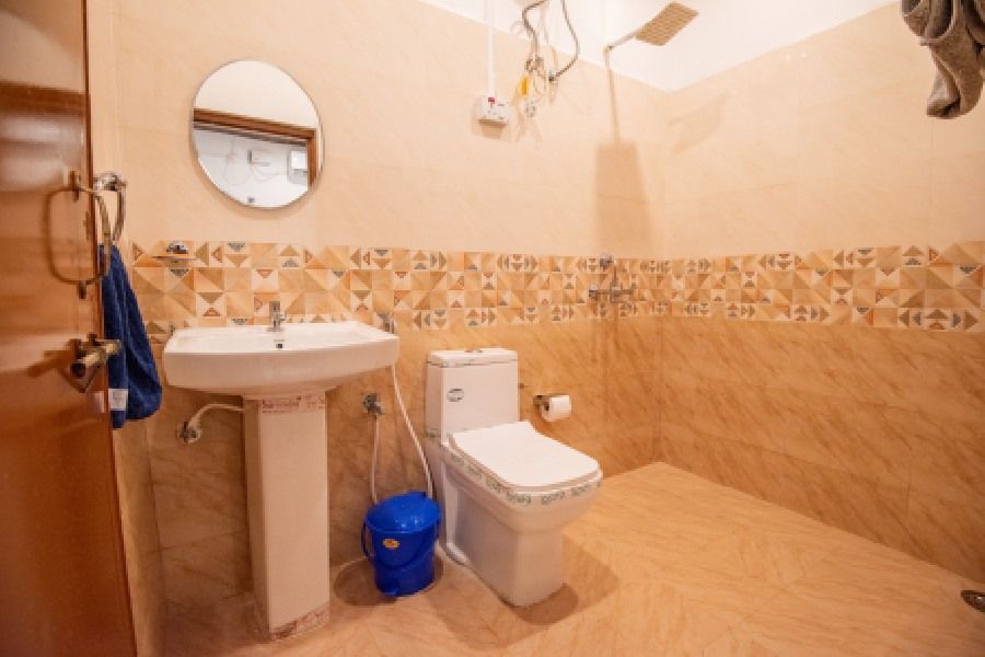 Olive Beach House Standard Room 4