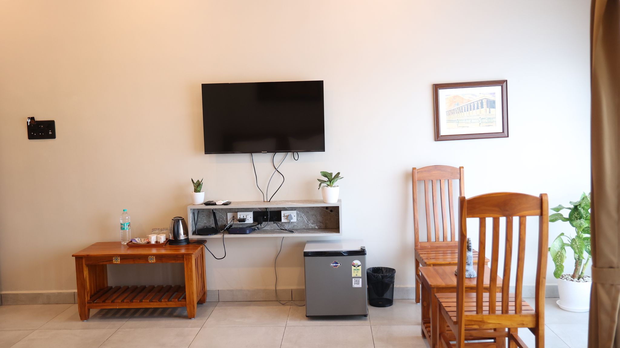 Deluxe Hill View Room