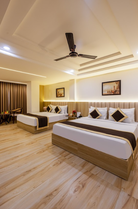 Dahabi Venue Hotel, Delhi Airport Family Suite With Bathtub 5