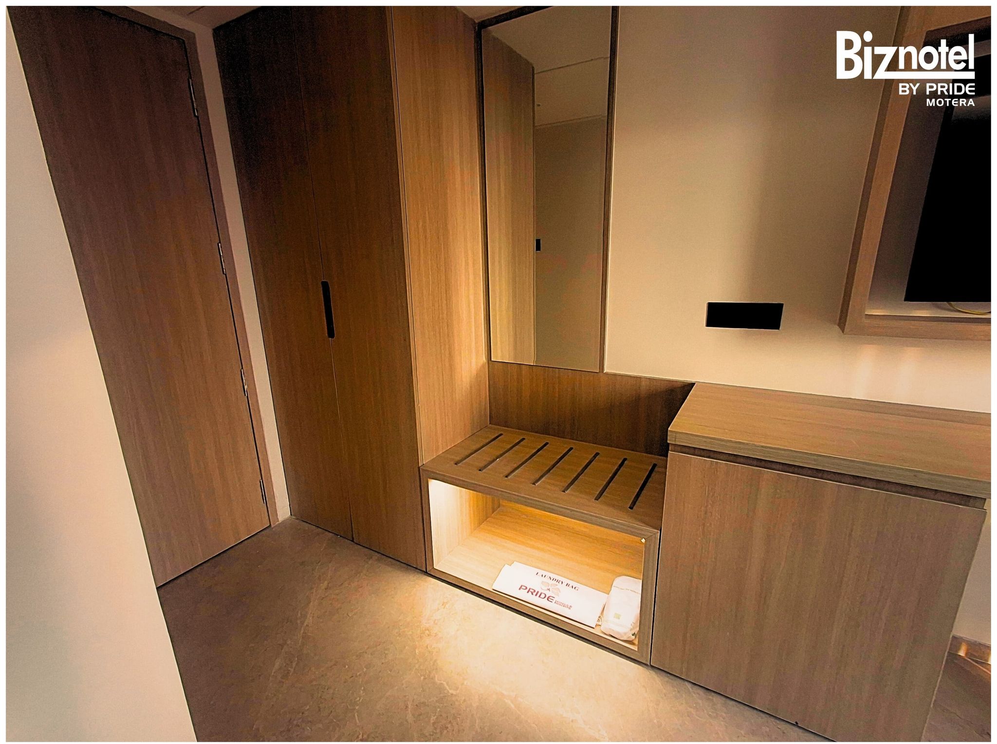 Biznotel by Pride Motera Deluxe King 2