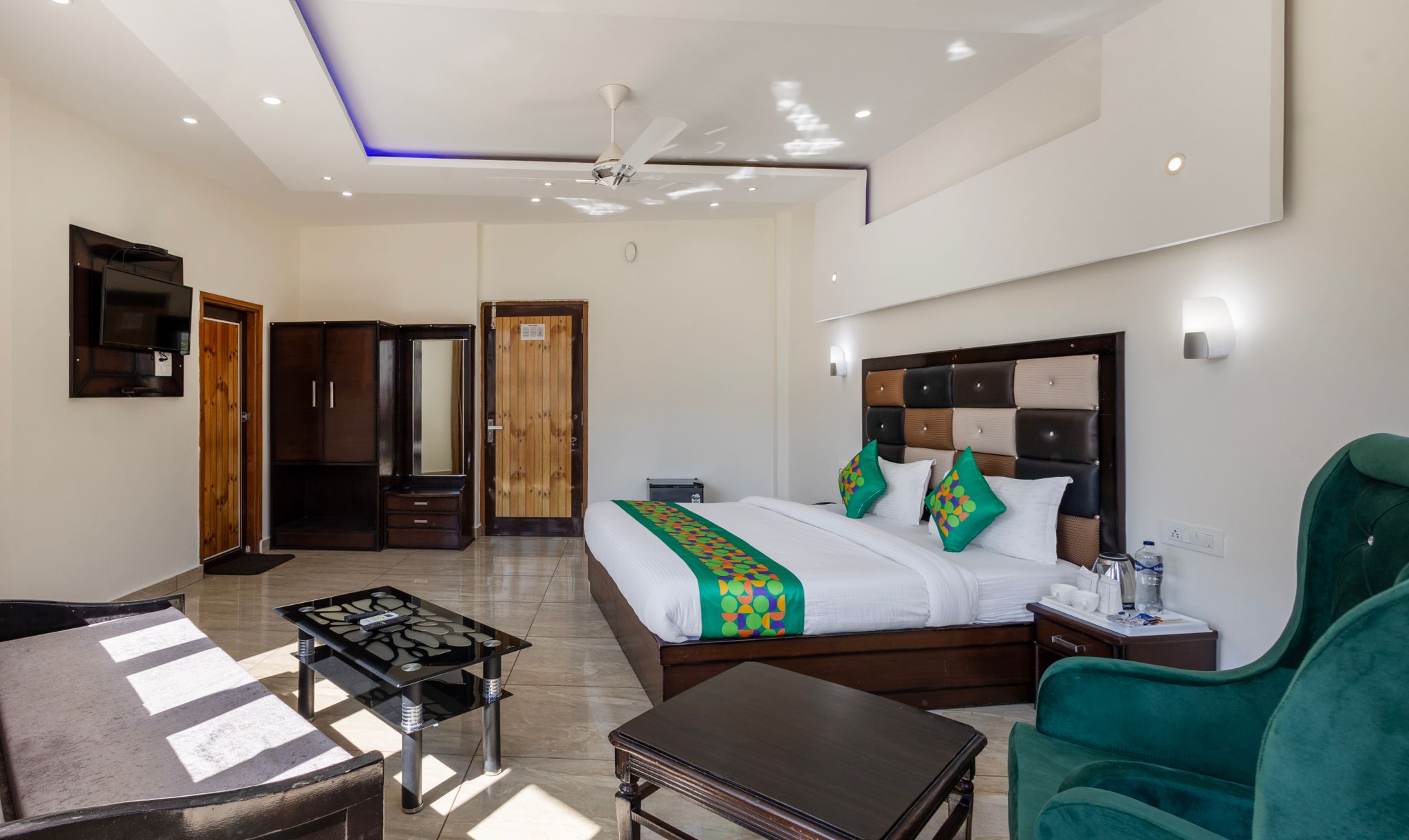 Premium Room