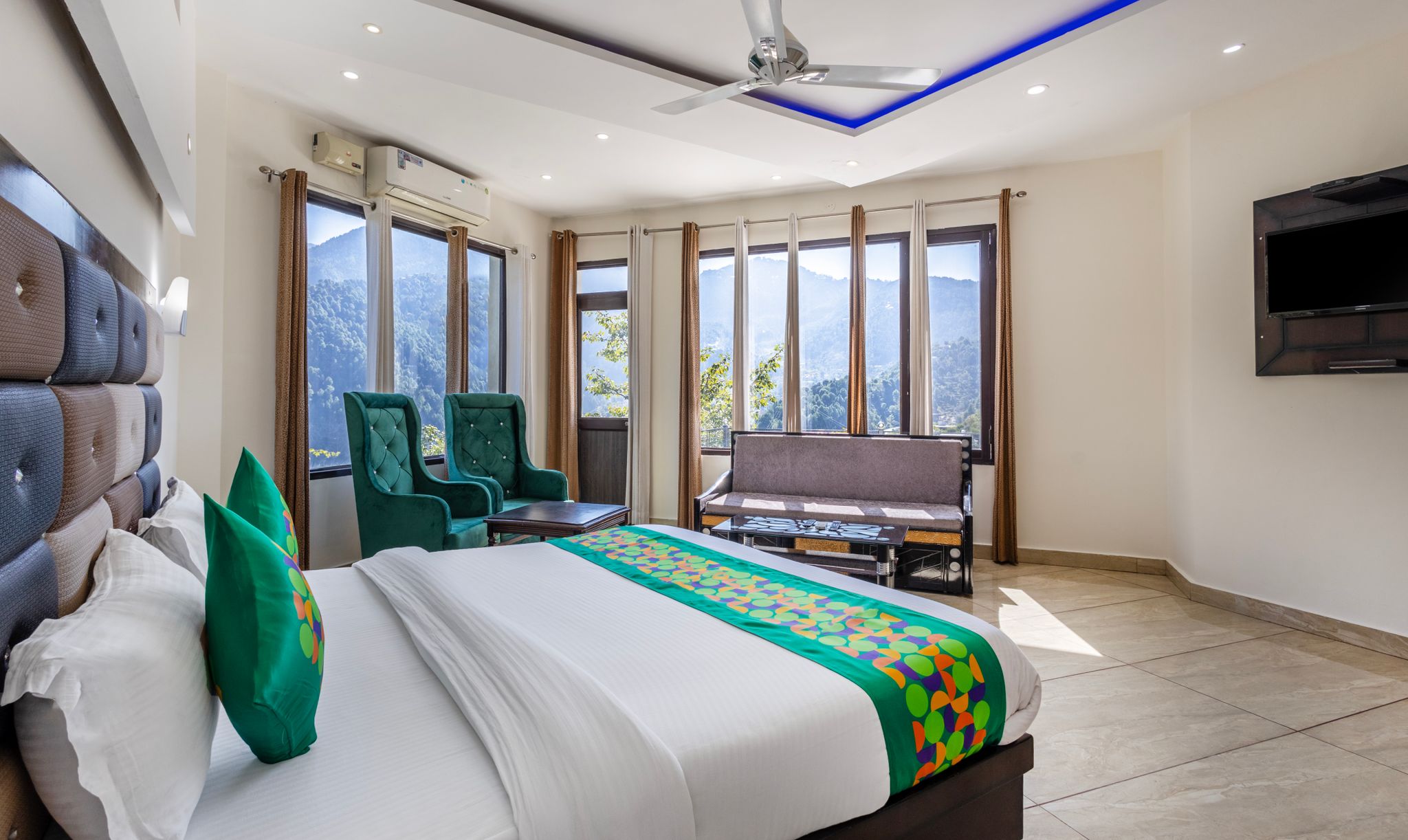 Premium Room