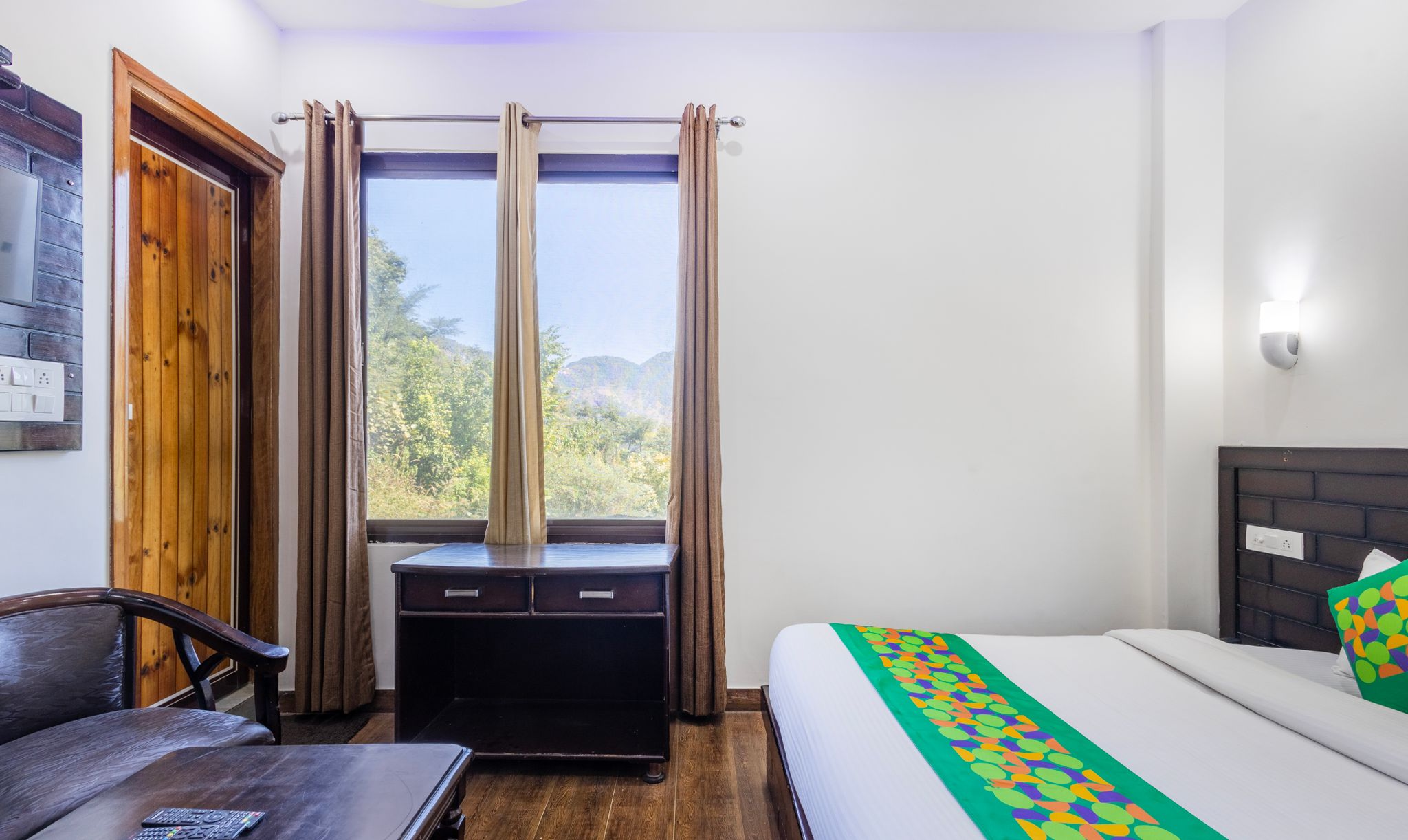 Treebo Anjukul Economy Room 6