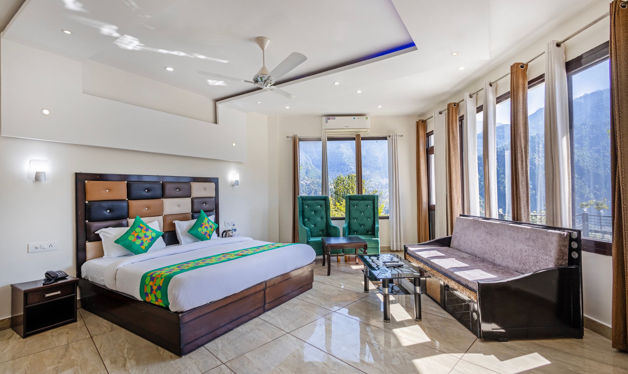 Premium Room