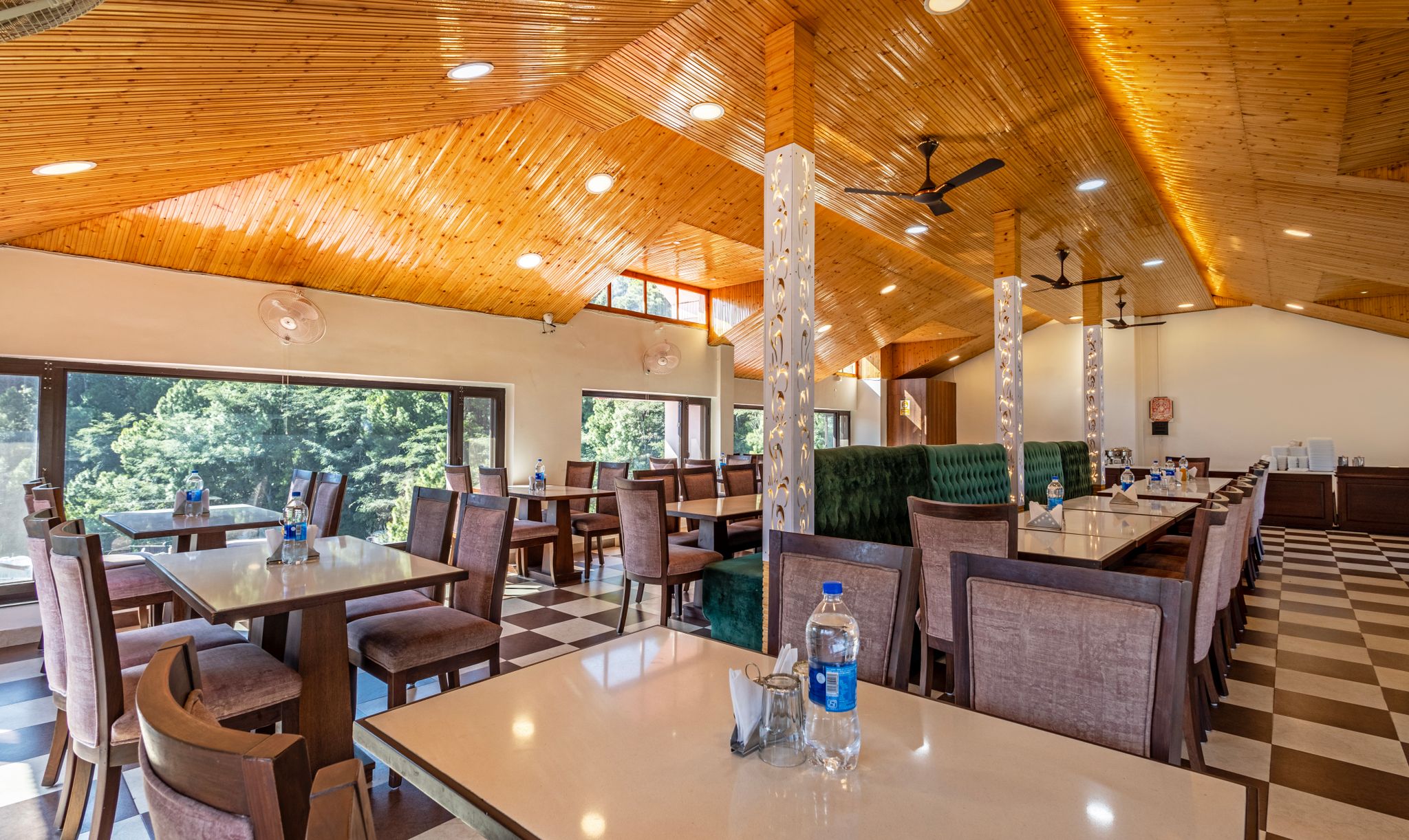 Food & Dining