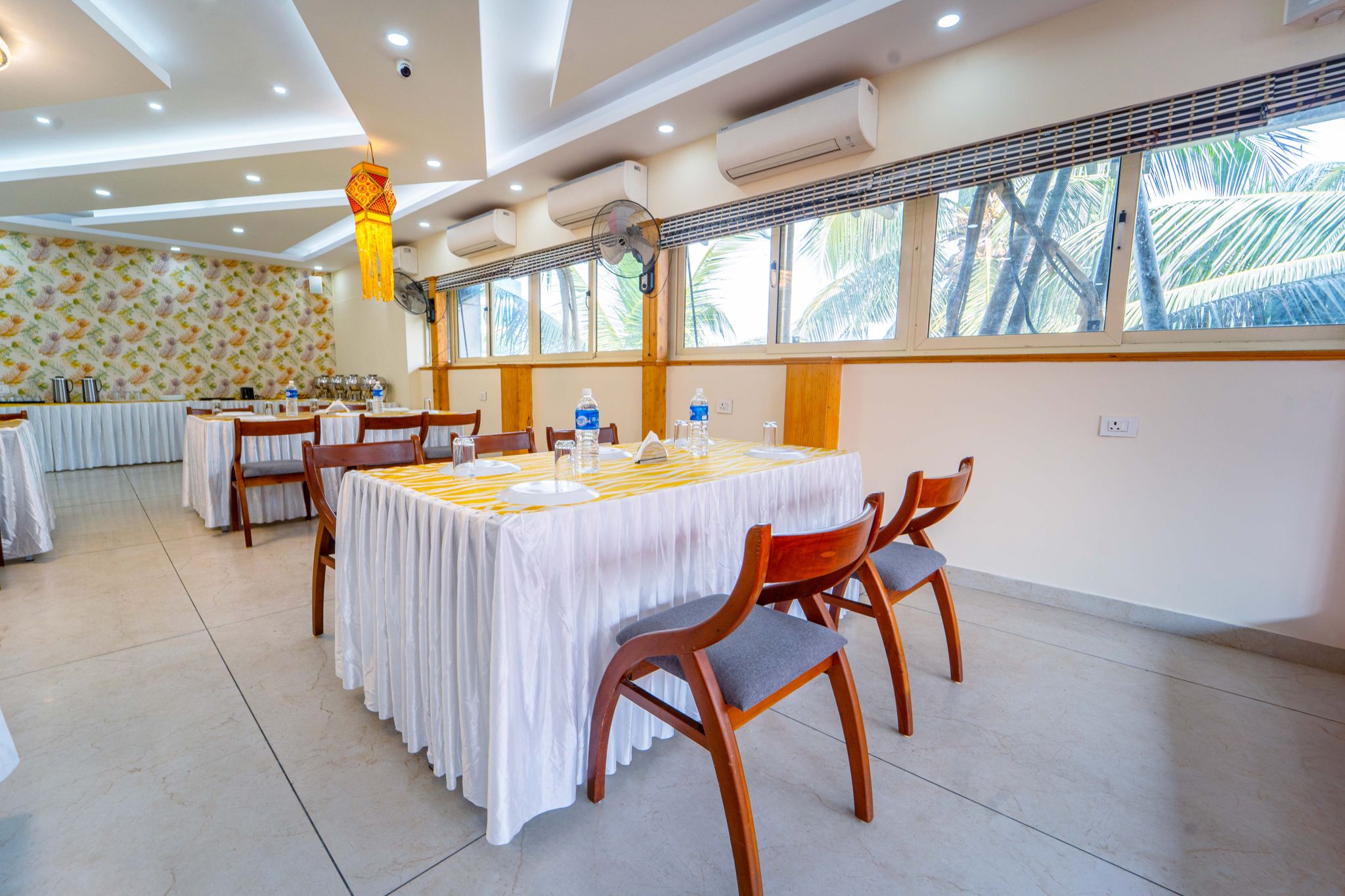Food & Dining