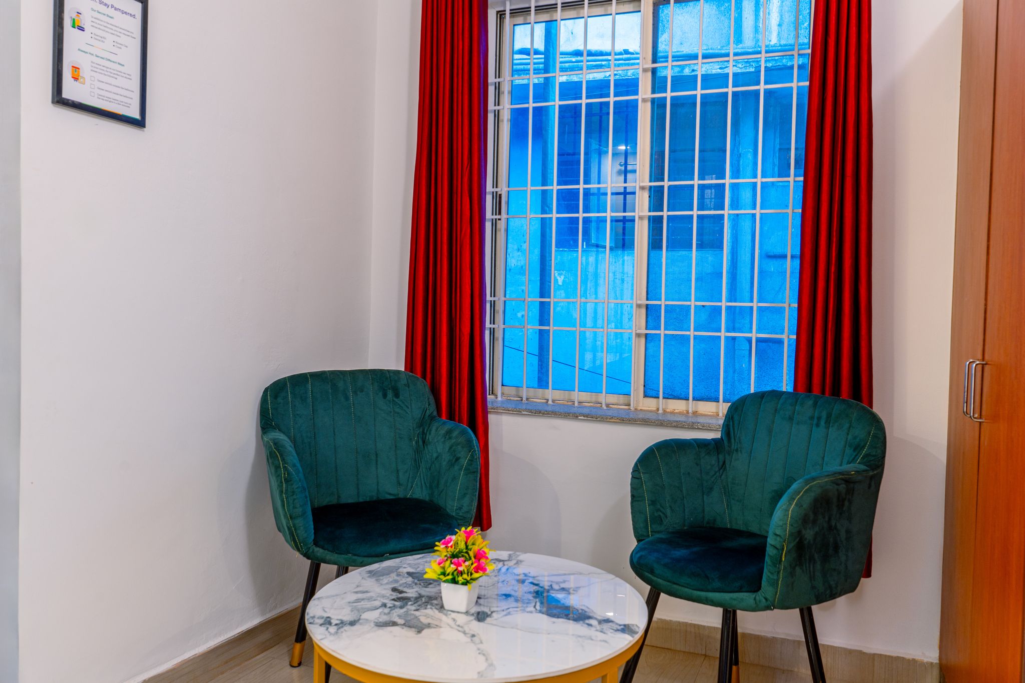 Economy Room