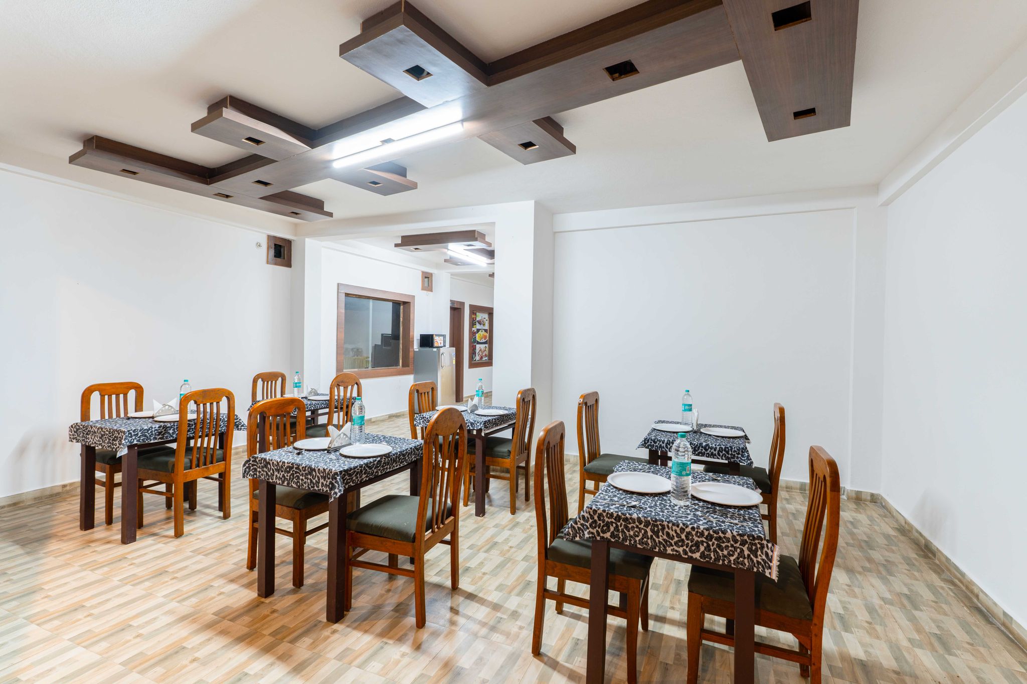 Food & Dining