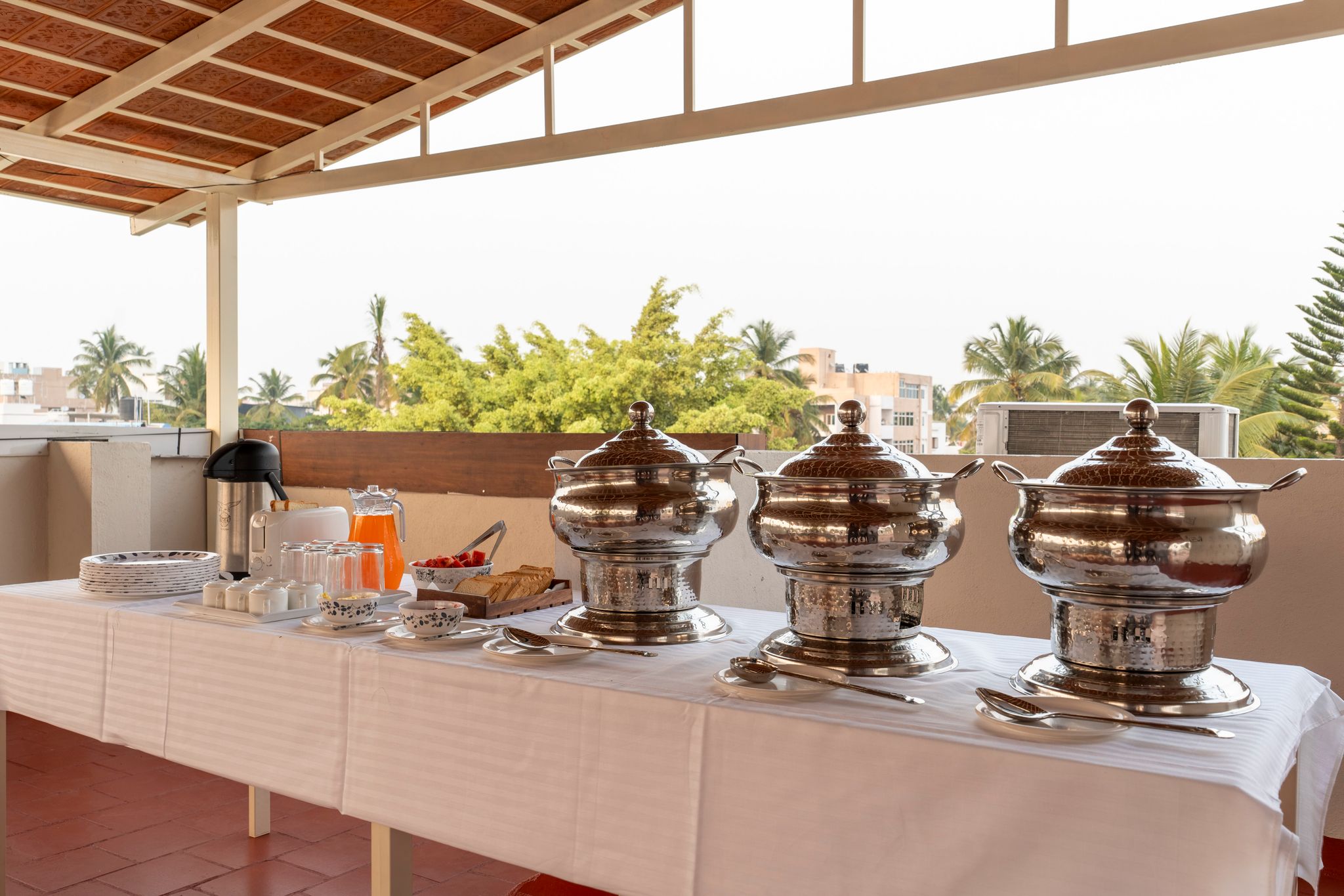 Food & Dining