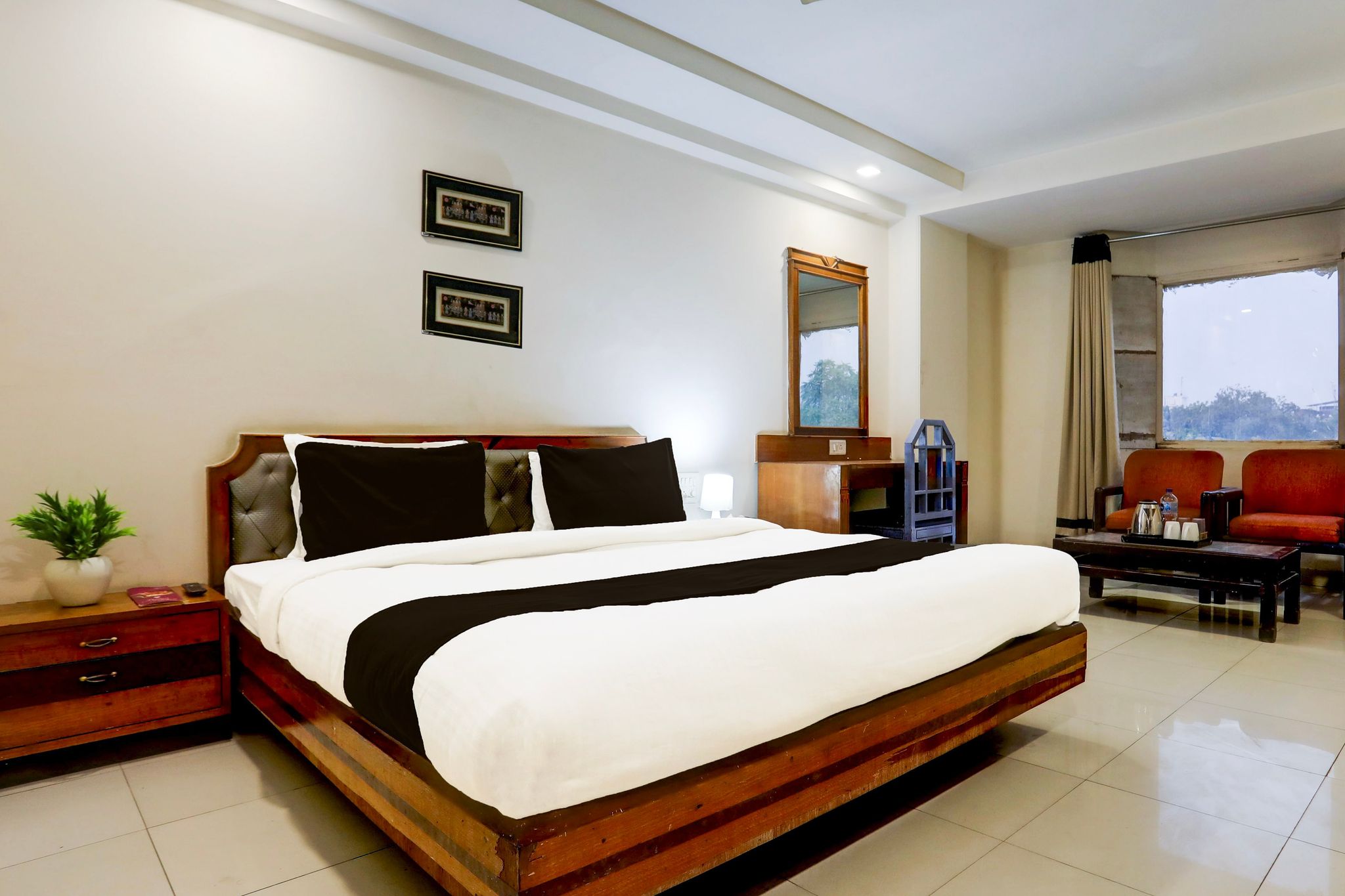 Townhouse Padav Square Gwalior Formerly Hotel Shelter Classic 2