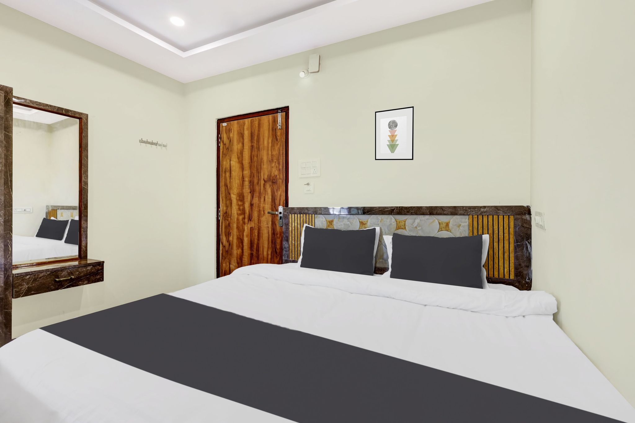 Super Hotel O Vizianagaram Near Railway Station Classic 4