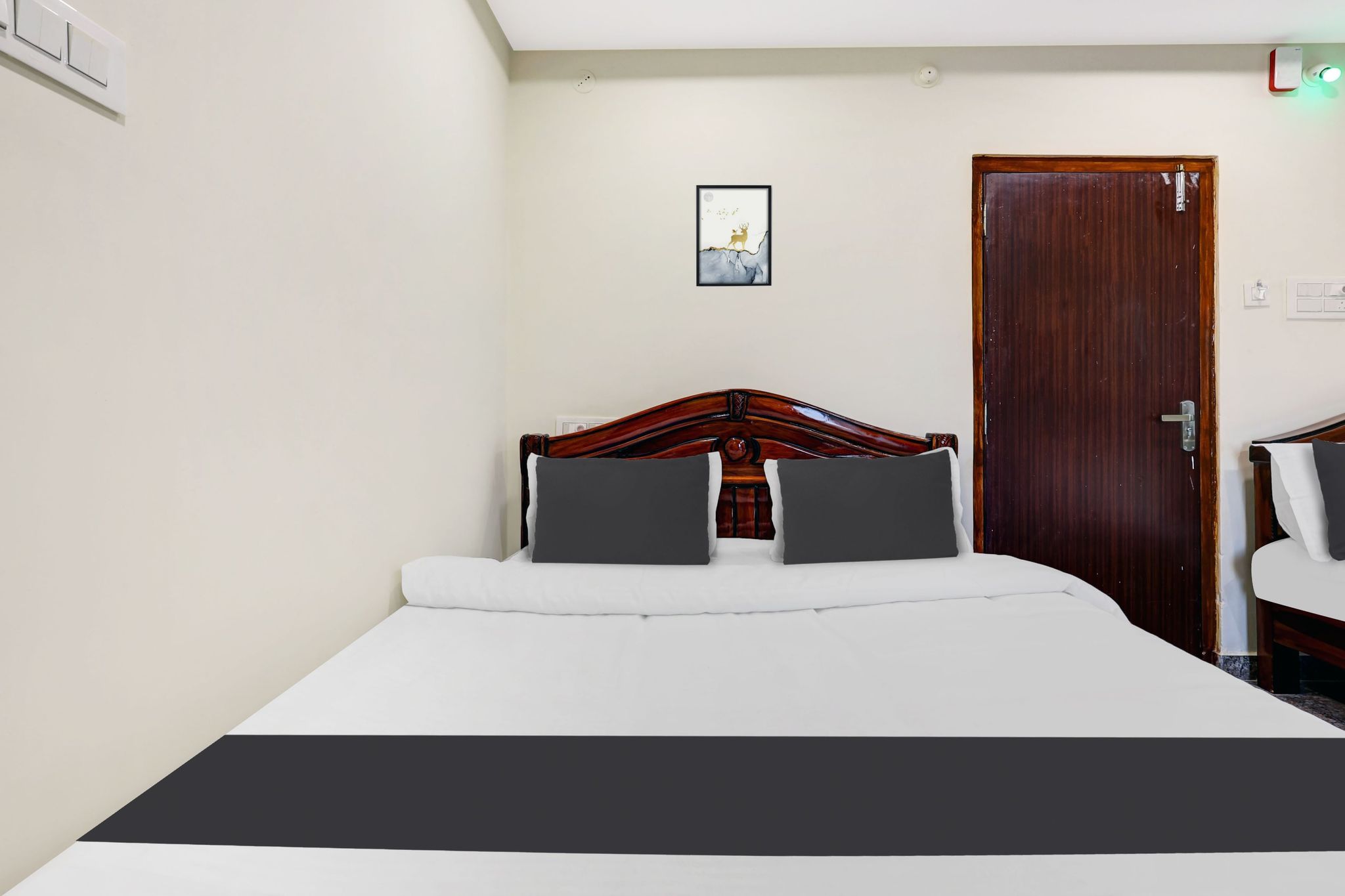 Super Hotel O Vizianagaram Near Railway Station Classic 9