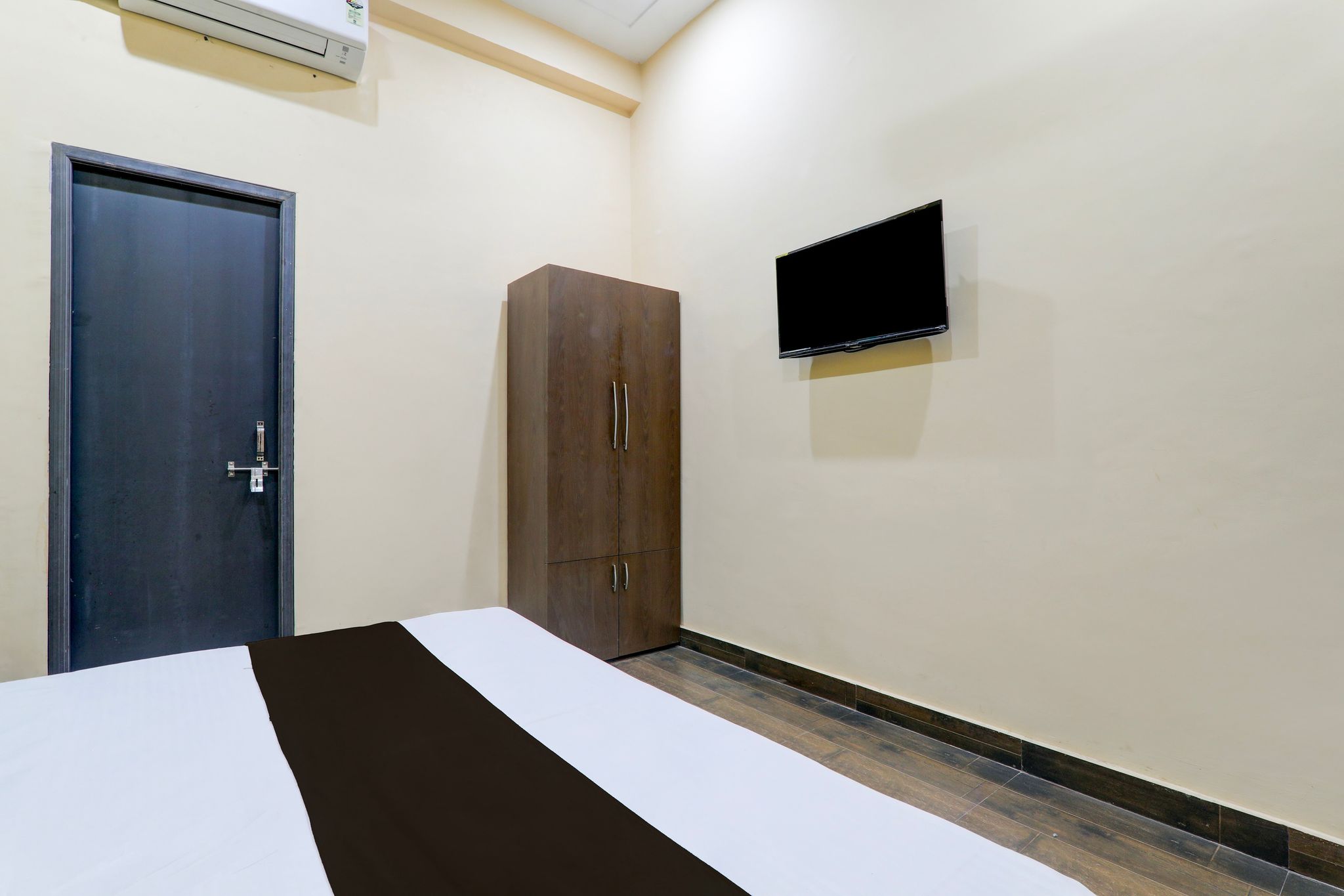 Hotel O Arjun Ganj Classic 13