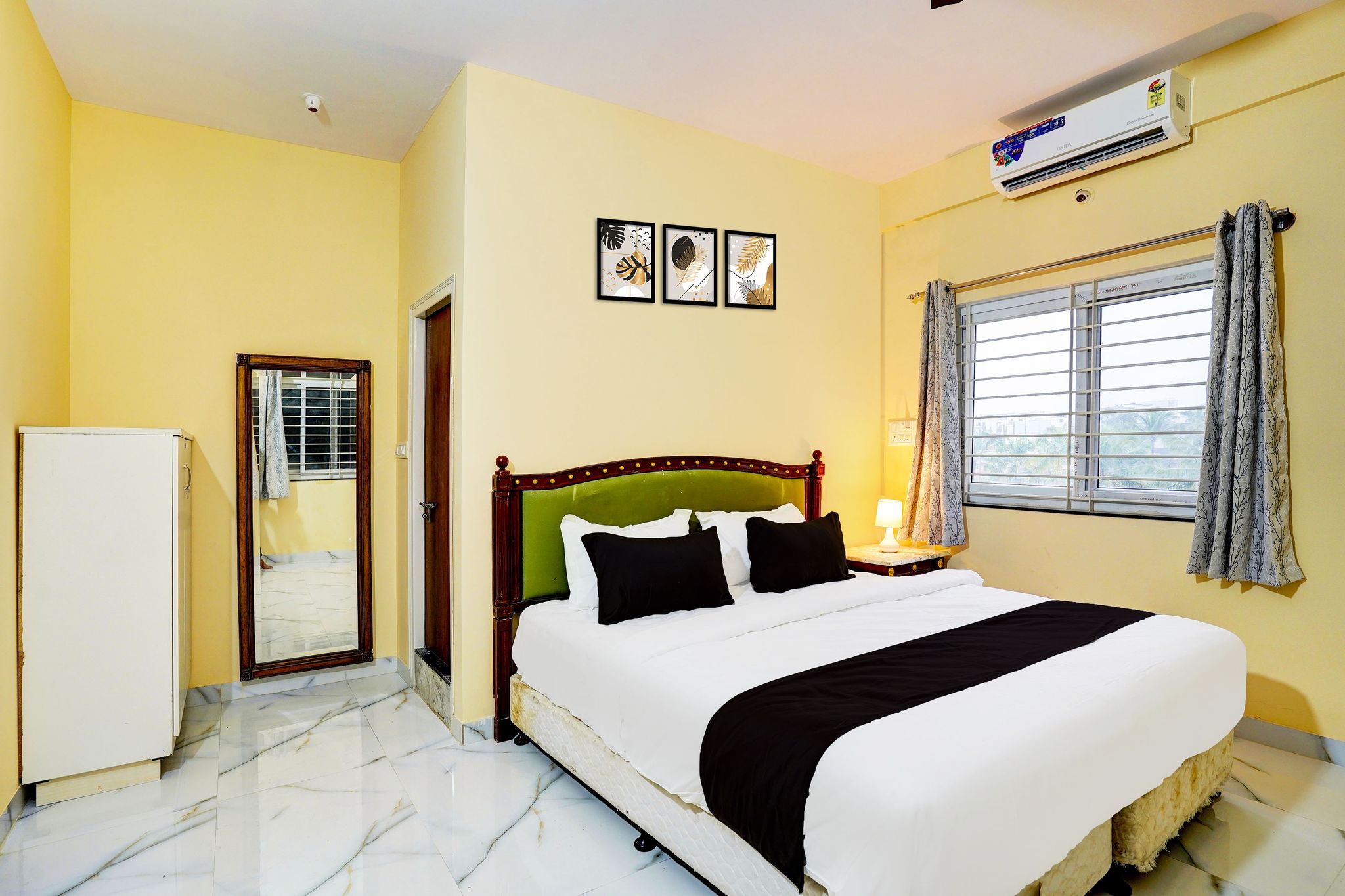 Hotel O RR Comforts Classic 13