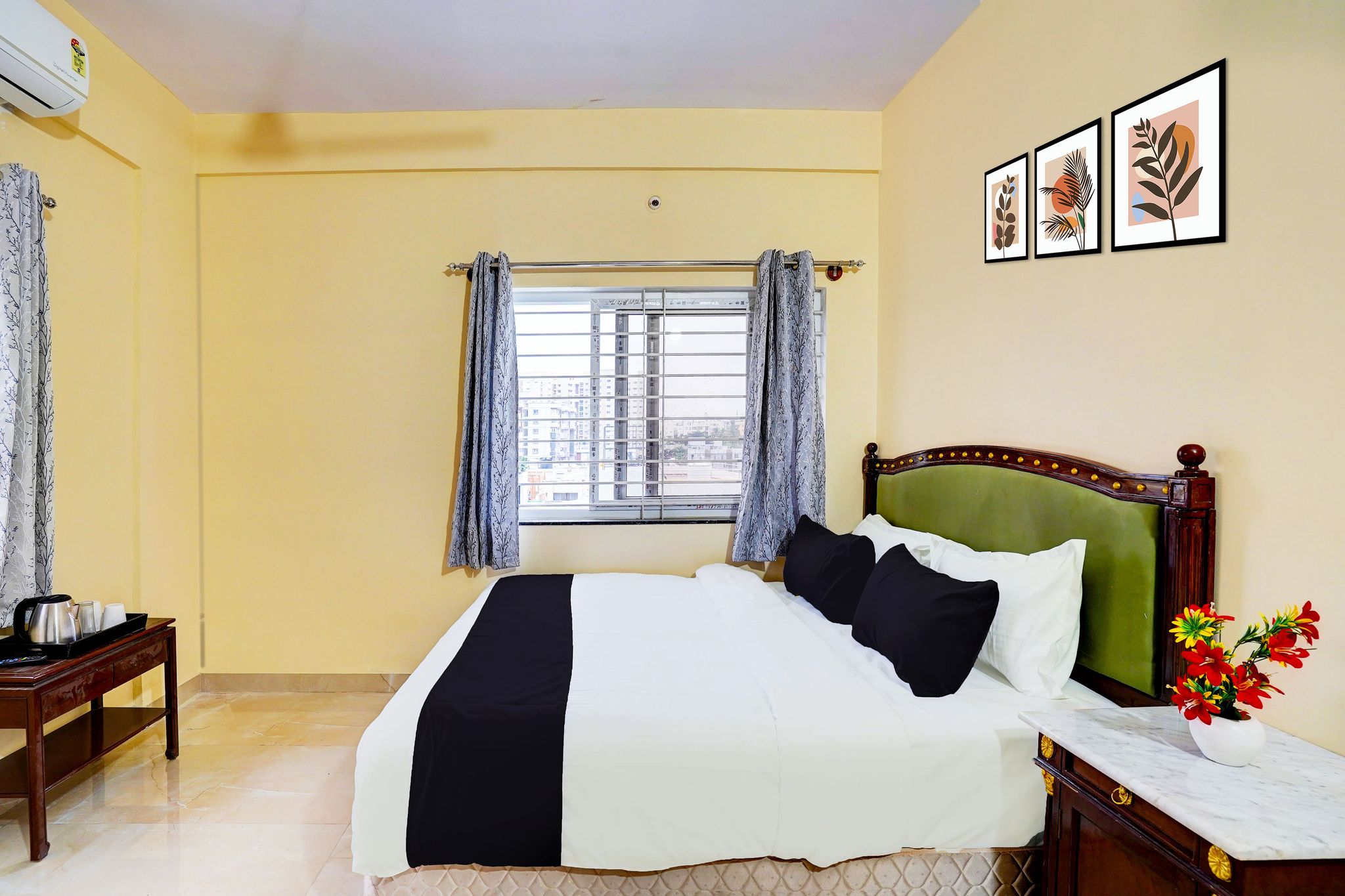 Hotel O RR Comforts Classic 15