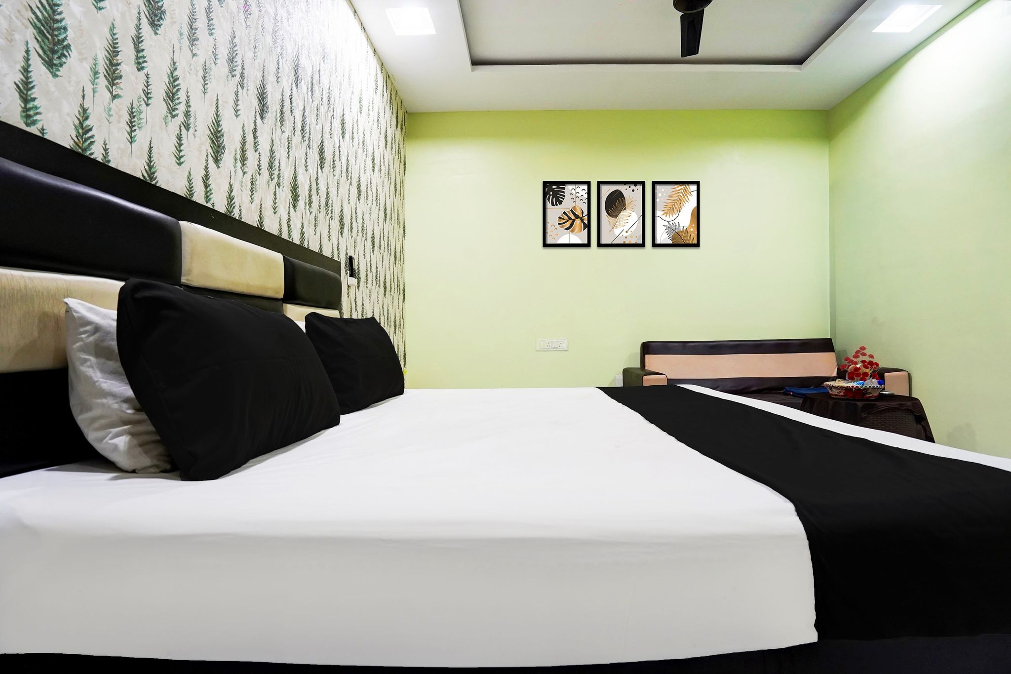 Hotel O by OYO Sun Classic 13