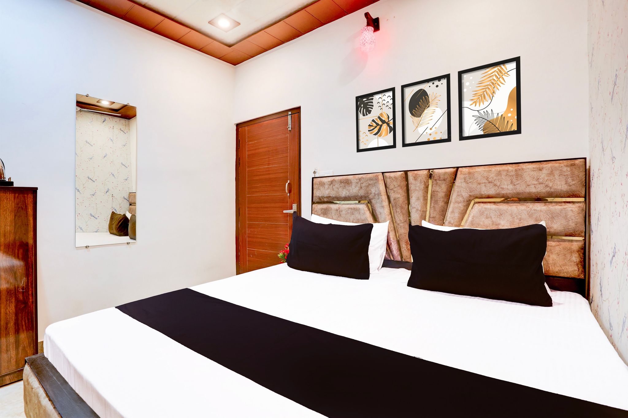 Hotel O by OYO NIVISHKA INN Classic 11