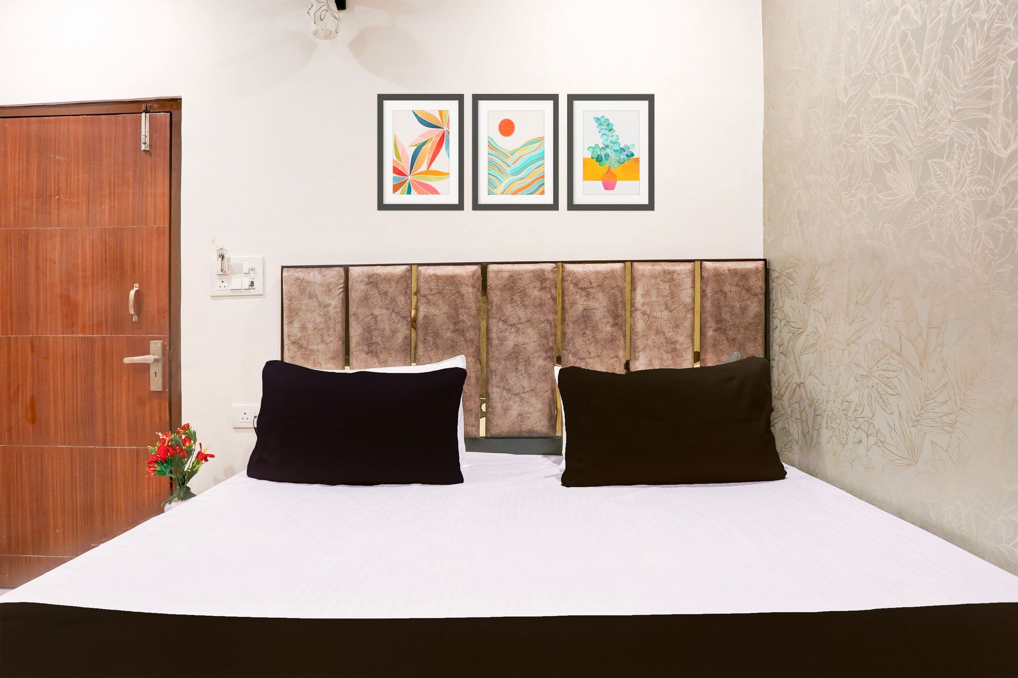 Hotel O by OYO NIVISHKA INN Classic 12