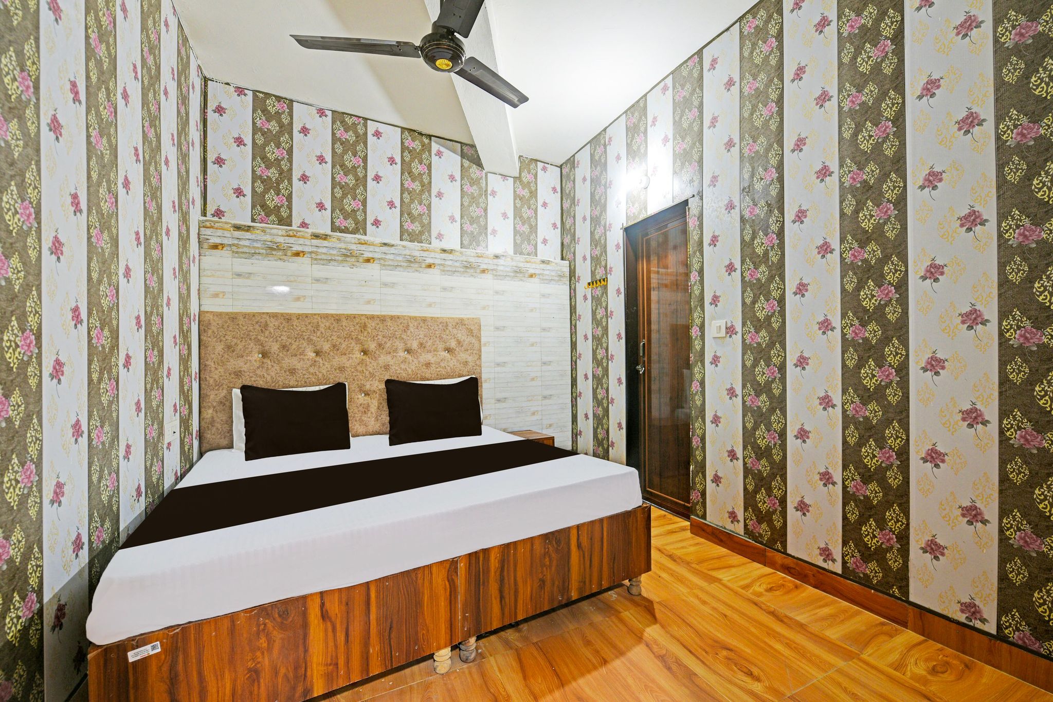 Hotel O HR 07 Classic 5