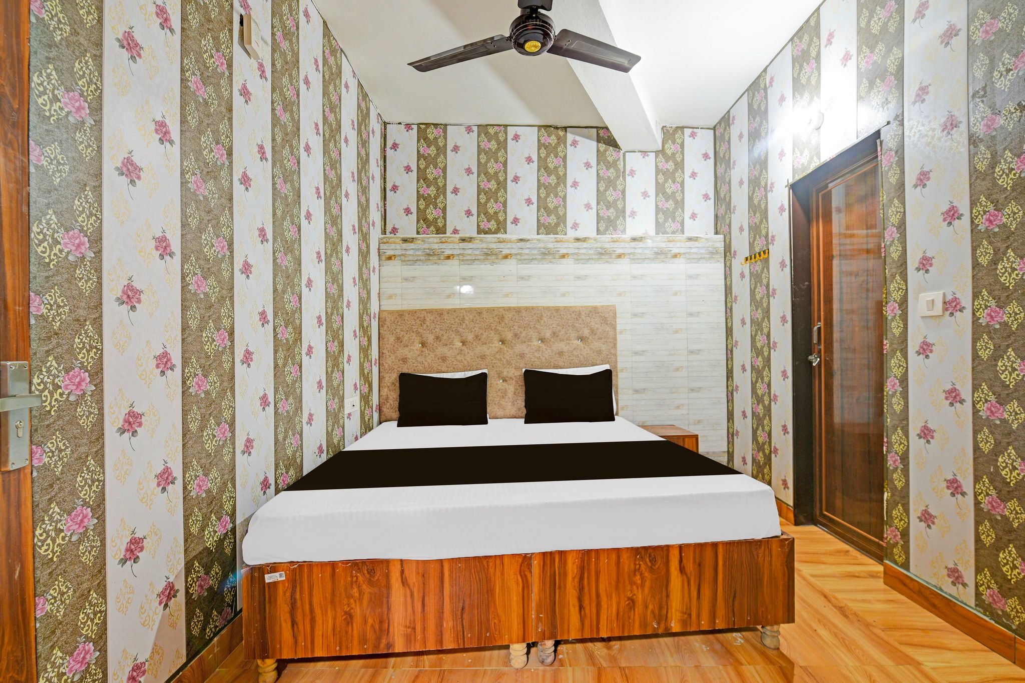 Hotel O HR 07 Classic 13