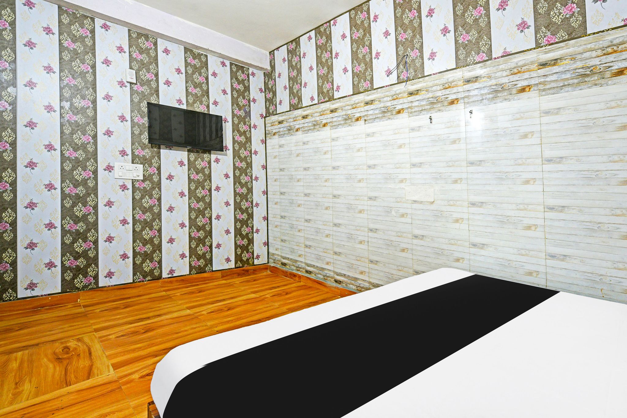 Hotel O HR 07 Classic 12