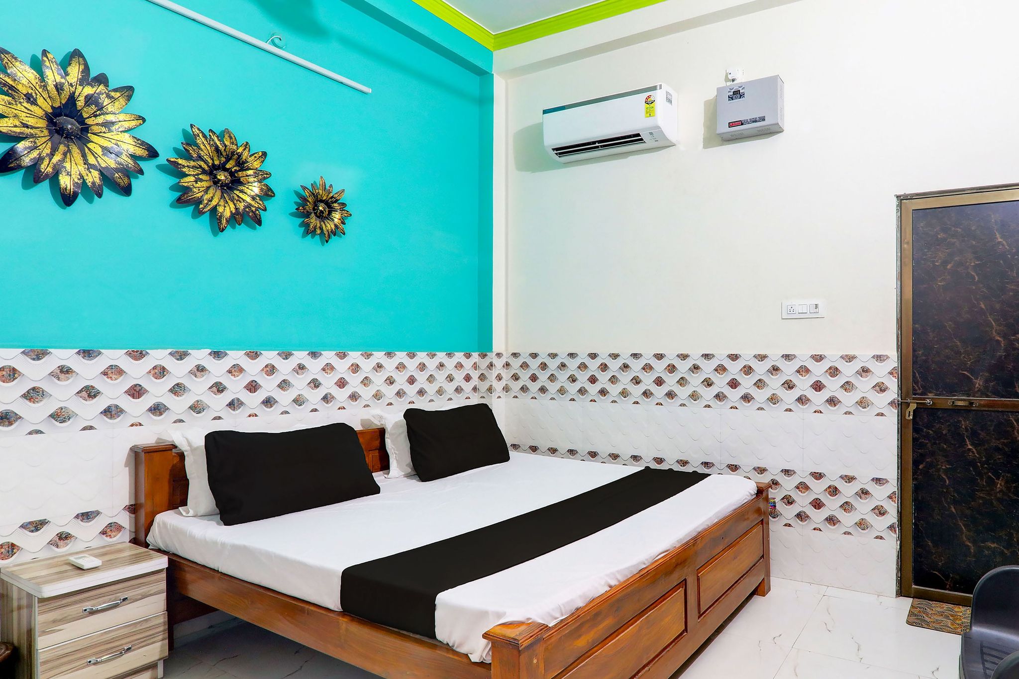 Hotel O by OYO Ramadhya Palace Classic 12