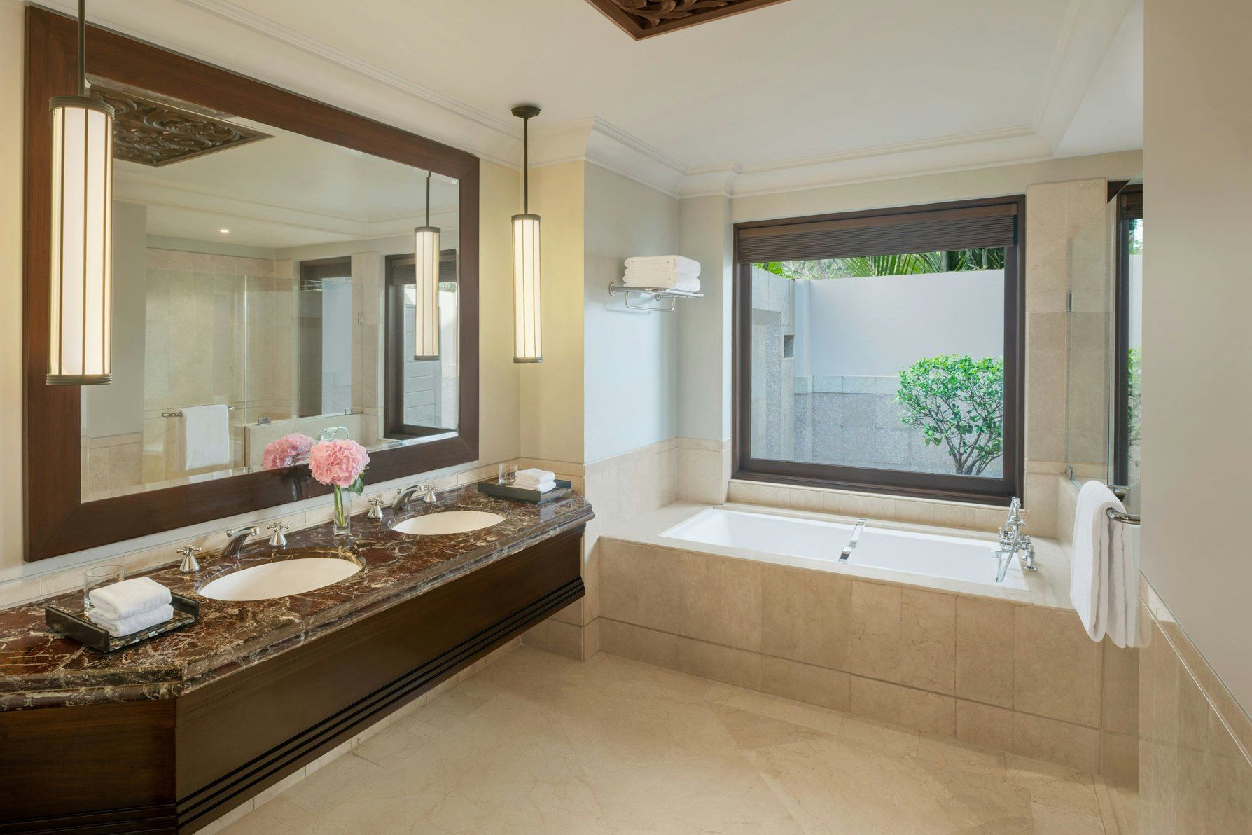 Manor Pool Suite, 1 Bedroom Suite, 1 King, Plunge pool